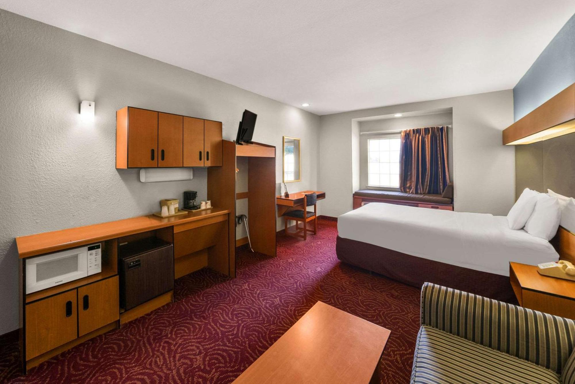Econo Lodge Inn & Suites Mesquite - Dallas East Exterior foto